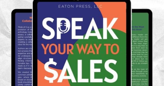 Why is it important for experts & entrepreneurs to contribute to a collaborative book?